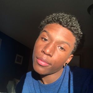 Meet your Posher, Elijah